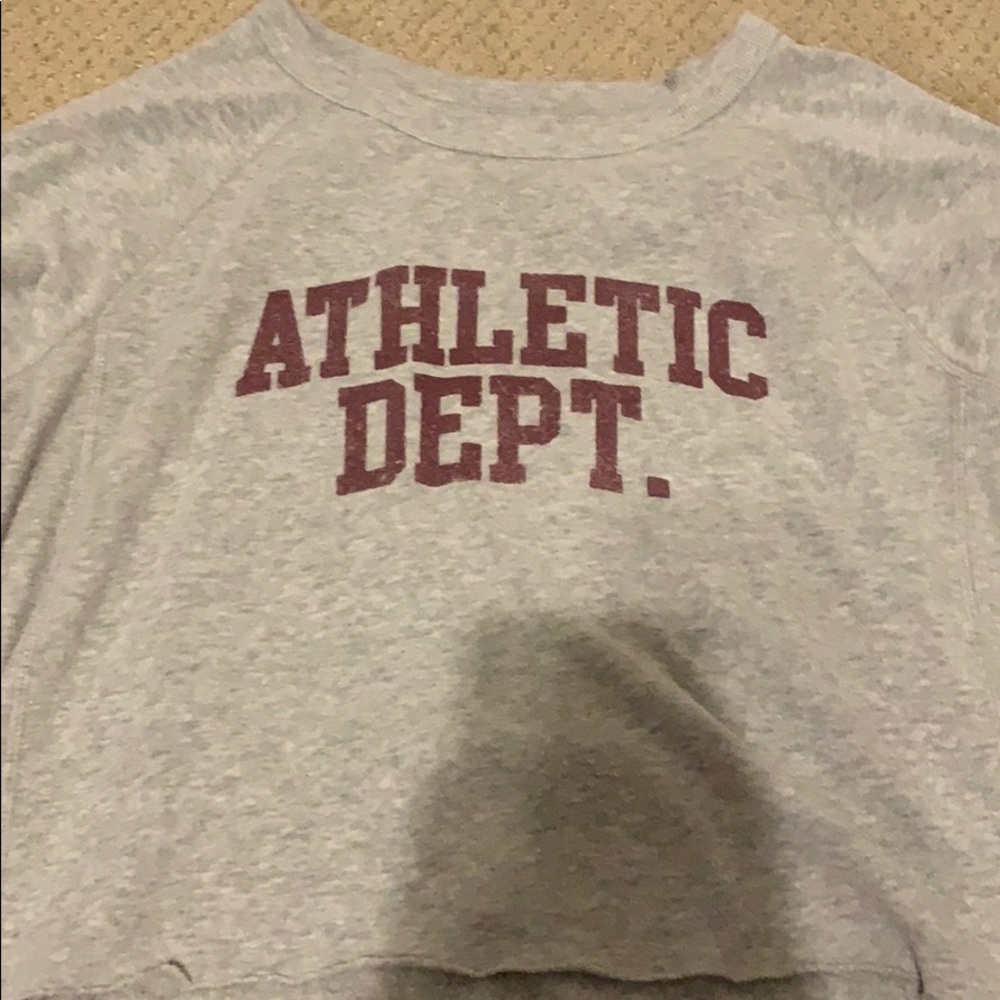 athletic crew neck